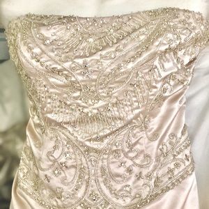 Plus Size Wedding Gown w Matching Purse & Train